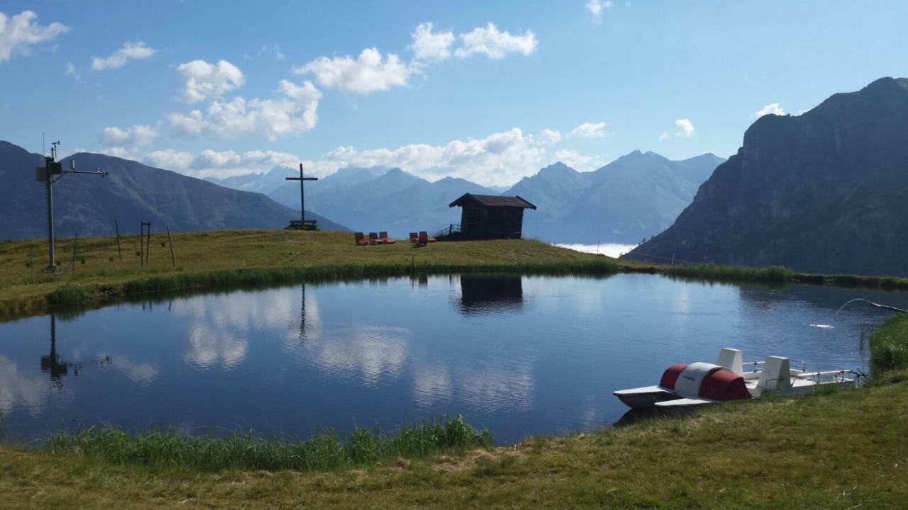 Готель Berggasthaus Edelweisshutte Ladurns Fleres Екстер'єр фото